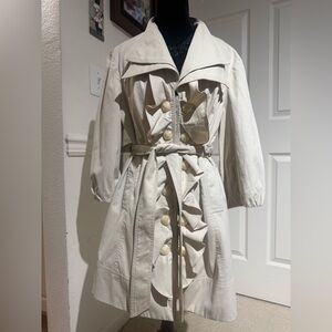 Lulu Bravo Women's Cream Ruffle Trench Coat